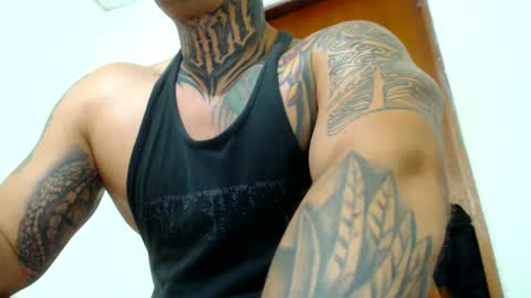 Snapshot of colombian_monster_cock chatting on March 7, 2:36 am camilo online show from March 7, 2:36 am