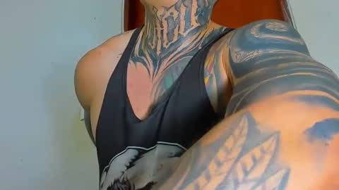 Snapshot of colombian_monster_cock chatting on September 30, 4:56 am camilo online show from September 30, 4:56 am