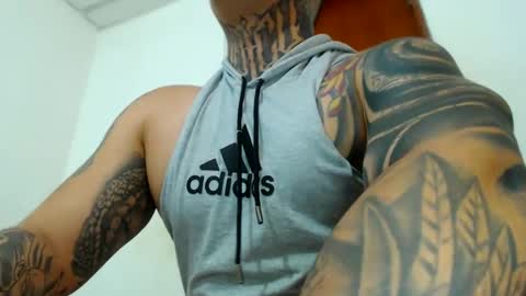 Snapshot of colombian_monster_cock chatting on September 11, 3:35 pm camilo online show from September 11, 3:35 pm