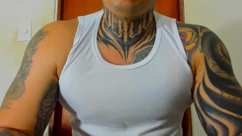Snapshot of colombian_monster_cock chatting on October 11, 6:29 am camilo online show from October 11, 6:29 am