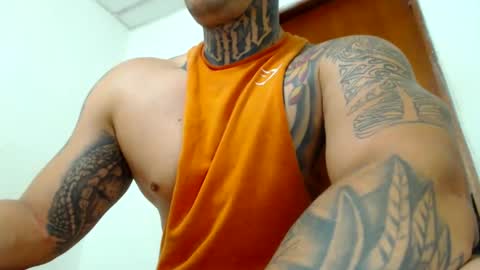 Snapshot of colombian_monster_cock chatting on February 26, 10:47 pm camilo online show from February 26, 10:47 pm