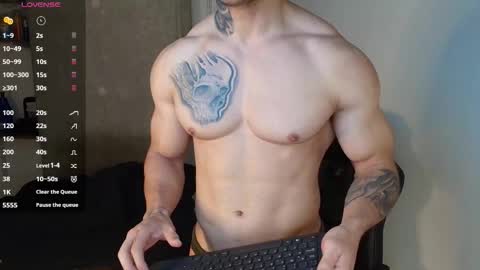 Snapshot of colombianmuscle8 chatting on September 11, 2:57 am colombianmuscle8 online show from September 11, 2:57 am