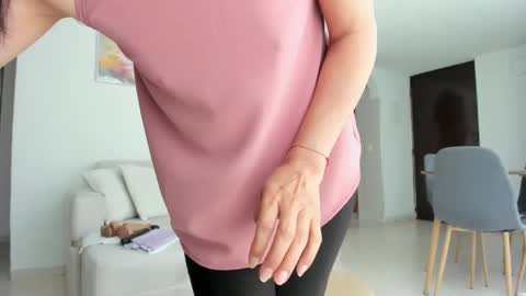 conie28  online show from September 25, 6:37 pm