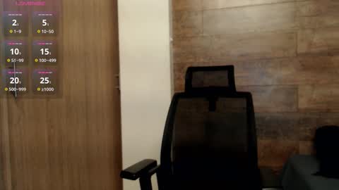 connor_h1 online show from September 28, 3:37 am