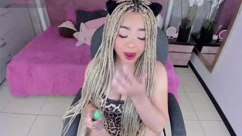 Conny online show from December 5, 2:26 pm