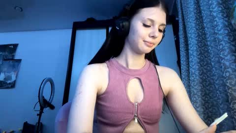 Isabella online show from December 21, 8:59 pm