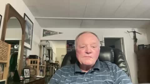 Snapshot of cookoosnest chatting on September 13, 6:16 am cookoosnest online show from September 13, 6:16 am