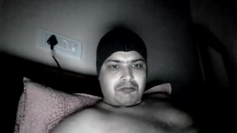 Cool Breeze09 online show from February 8, 6:55 pm