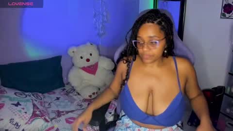 corina online show from October 16, 12:32 am