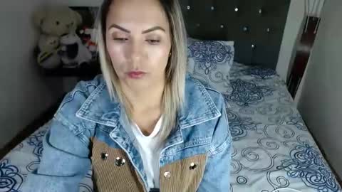 corinnasex online show from March 18, 8:26 pm