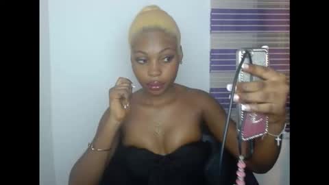 Snapshot of cornxcunt chatting on October 20, 6:46 pm cornxcunt online show from October 20, 6:46 pm