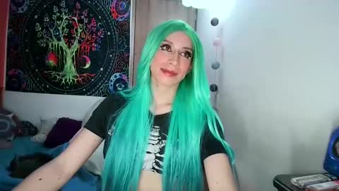 cosmic_crystal online show from January 12, 10:33 pm