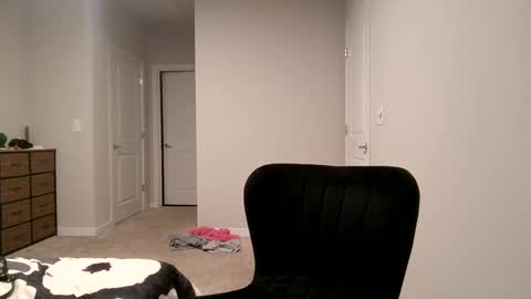 cosmicbae777 online show from September 9, 4:12 am