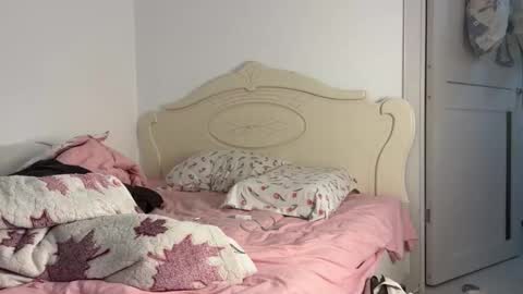 Lina online show from January 7, 2:00 pm