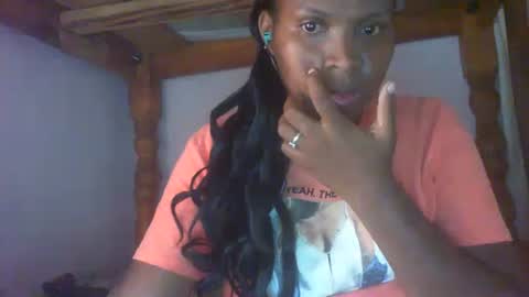 couleur_vanille online show from January 23, 11:37 am