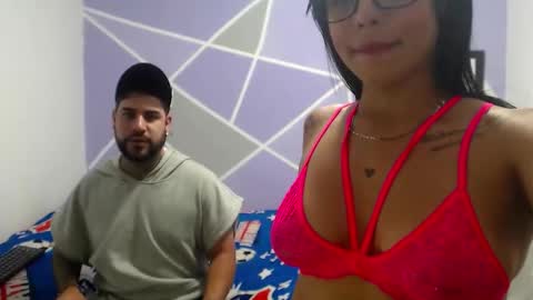 couple_hot069 online show from February 17, 5:17 am