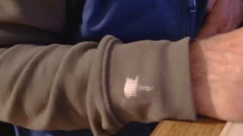 coyote017 online show from April 21, 2:57 pm