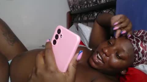 Erykah online show from October 24, 6:52 pm