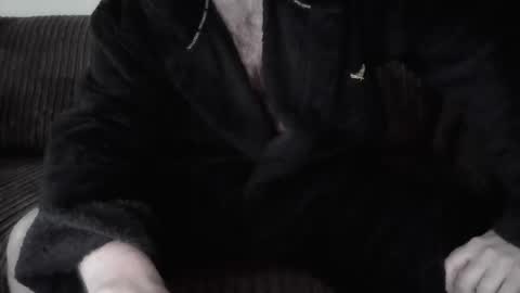 craig0588 online show from May 3, 9:48 am