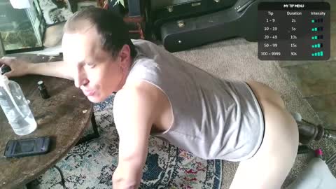 craven_more online show from April 2, 9:33 pm