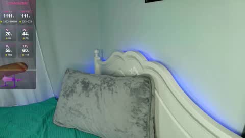 Eva online show from December 4, 7:08 am