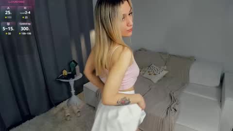 Emma online show from February 22, 2:50 am