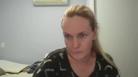 Anny online show from March 24, 12:38 am