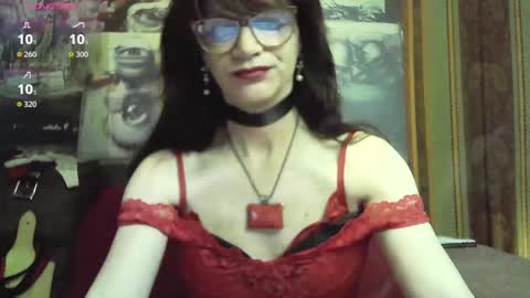 CrazyJuny online show from December 4, 11:59 pm