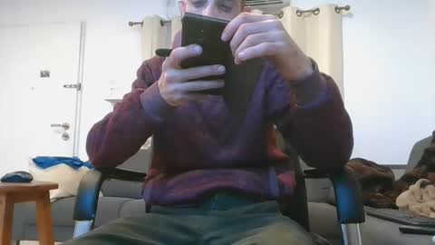 crazymen0101 online show from December 12, 5:52 am