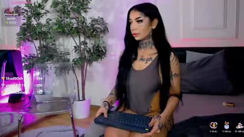 Sophie online show from November 11, 6:48 am