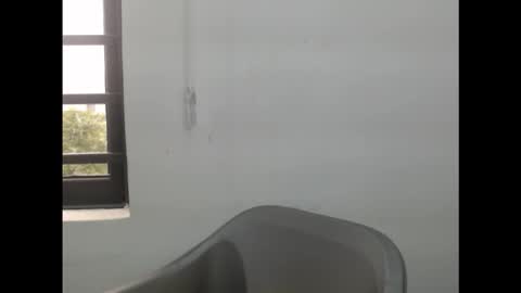 creamyxmuffin online show from October 12, 1:59 pm