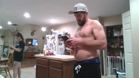 Creeksidecouple online show from January 13, 1:57 am