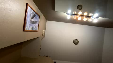 Creeksidecouple online show from April 26, 1:20 pm