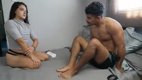 Snapshot of crimson_heart chatting on September 28, 3:10 pm Crimson heart online show from September 28, 3:10 pm