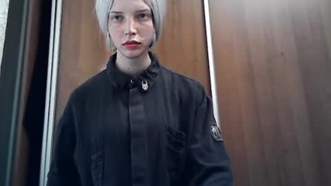 crimson_lady6 online show from May 18, 4:46 pm