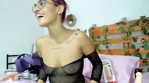 cris_dulce online show from February 22, 6:28 am