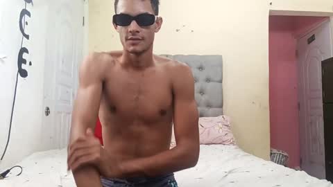 crishot1125 online show from October 6, 3:19 pm