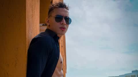 Cristopher online show from March 31, 1:39 am