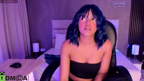 cristal__adams online show from November 4, 11:44 am