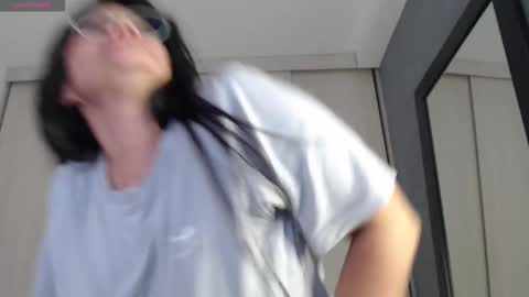 Cristal  online show from November 24, 5:33 pm