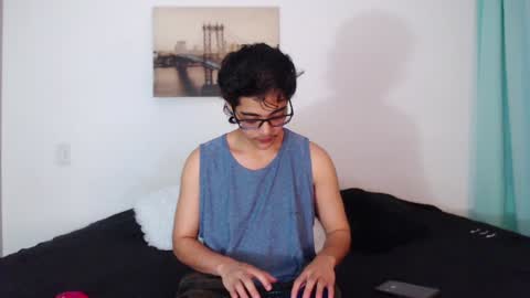    online show from December 19, 1:39 am