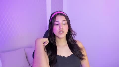 C R I S T I N online show from April 28, 9:30 pm