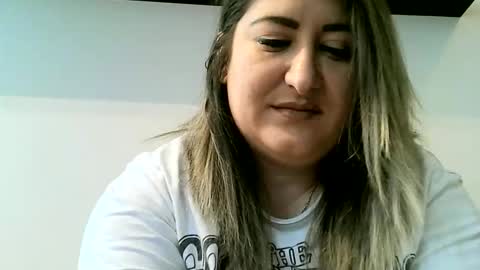 cristina20021991 online show from March 21, 12:10 pm