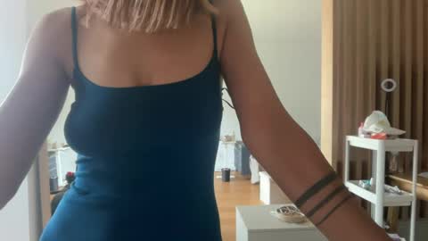 cristinabrunete online show from June 29, 9:28 am