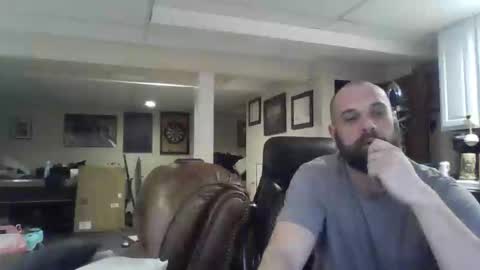 billybasement online show from February 4, 2:26 am