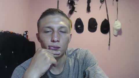 cronos_hot_888 online show from March 2, 2:02 pm