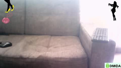 Linda Cross online show from May 2, 2:12 pm