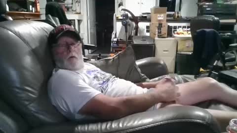 cruizz61 online show from December 16, 6:53 am