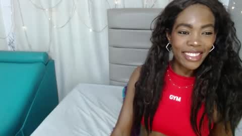 cruzsofia_res online show from July 14, 3:44 am