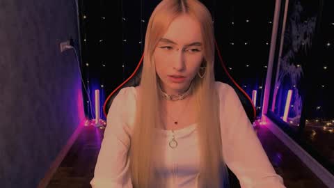 crybambi online show from May 27, 9:39 am